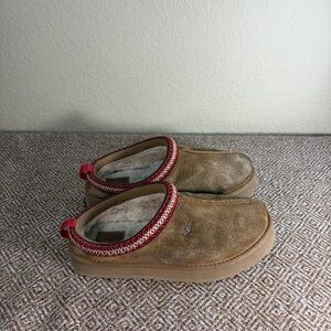 UGG Tazz Slippers Women's Sz 6 UK 4 Chestnut Slip On Casual Comfy Preppy